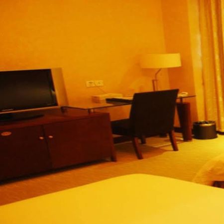 Changshu Kaiyue International Hotel Buitenkant foto